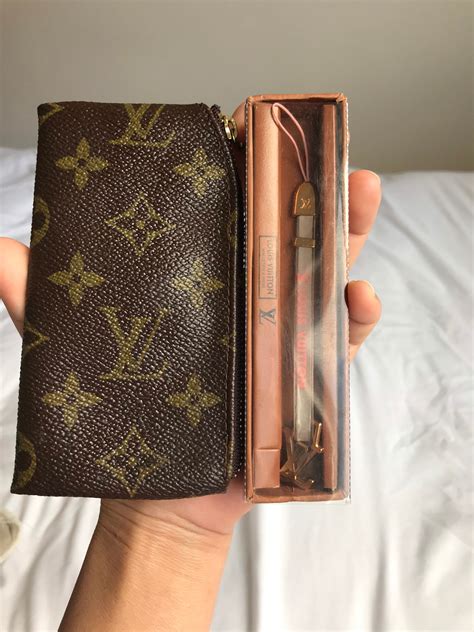 louis vuitton keychain price|keychain Louis Vuitton wallet.